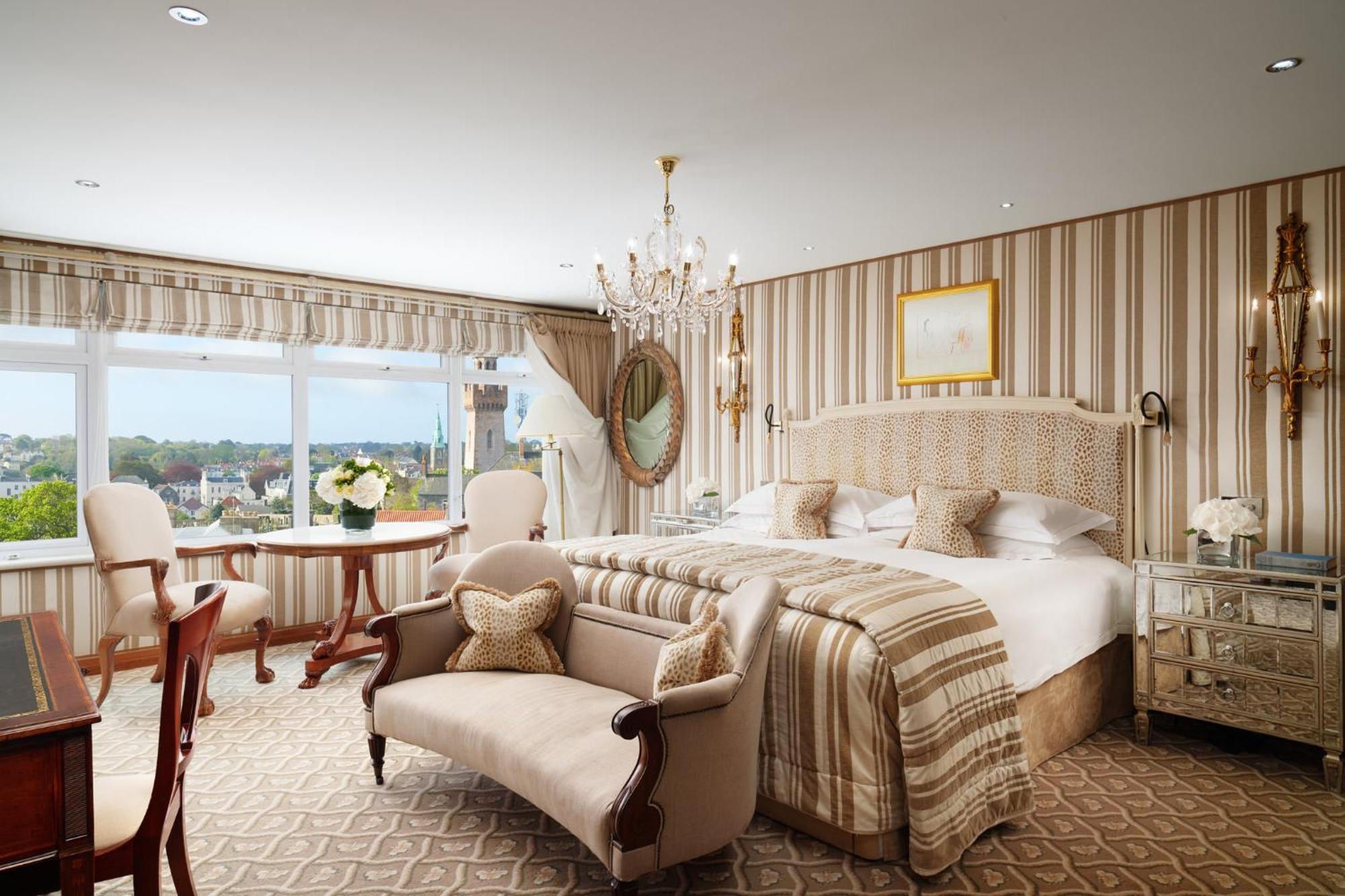 Duke Of Richmond Hotel Saint Peter Port エクステリア 写真